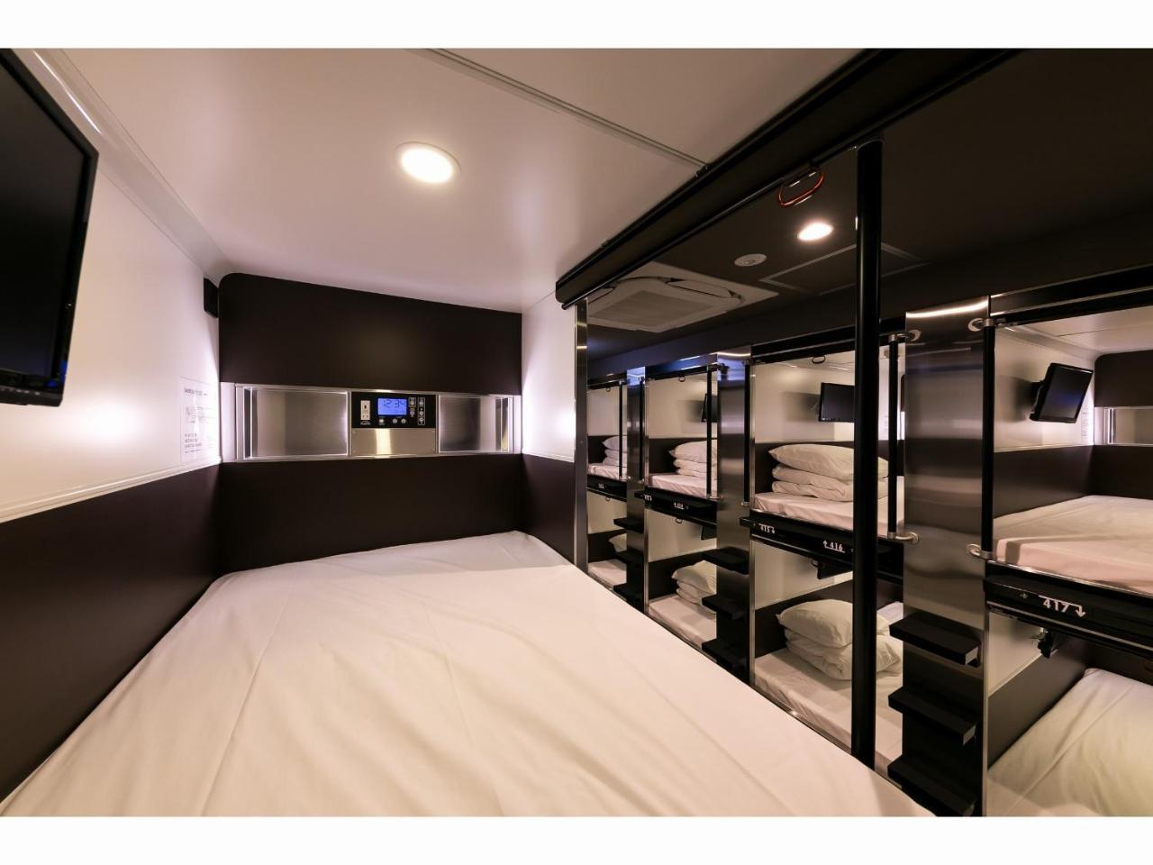 Capsule Hotel Valie Ebisucho Ōsaka Exterior foto